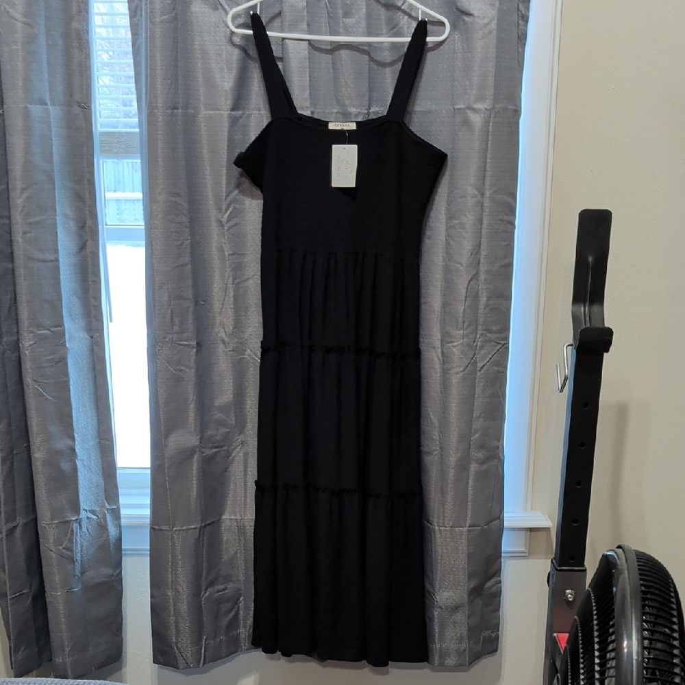 Zenana Outfitters Classic Black Strapless Dress